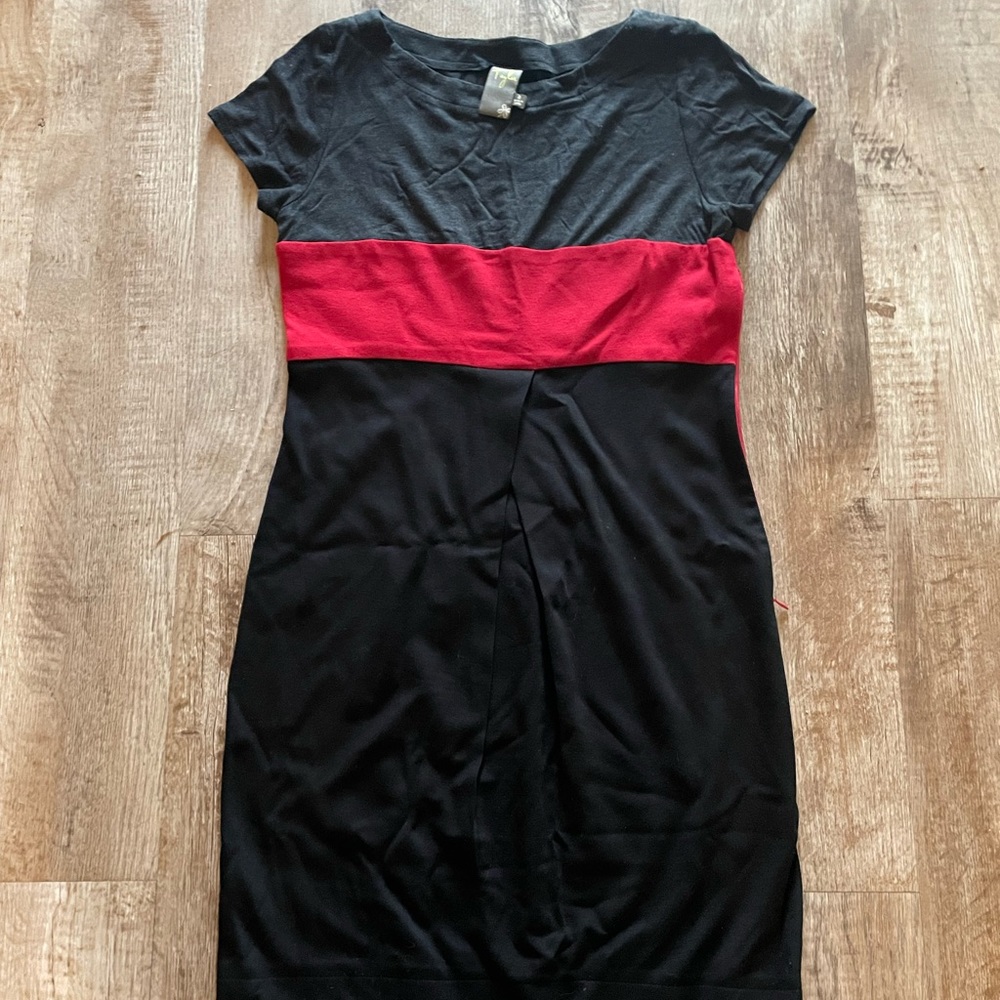 Tricolored Taylor dress